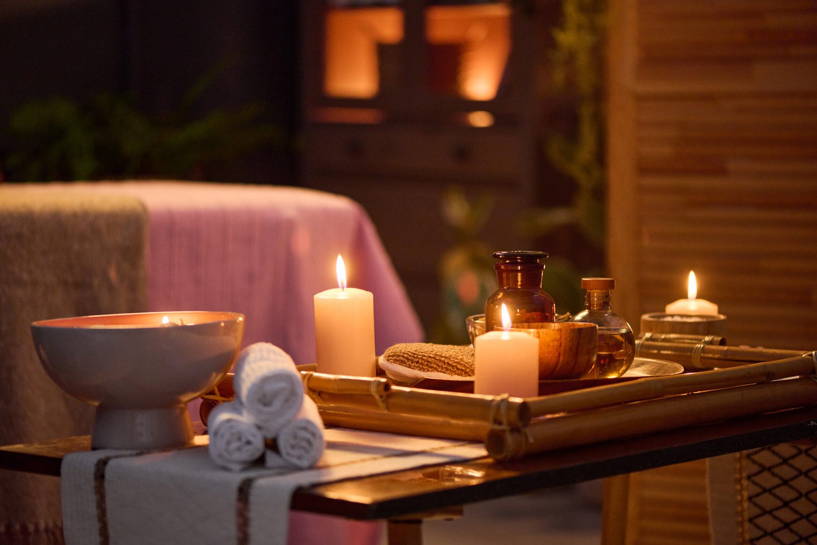 O que é Massagem Tântrica para casais e como fortalece a conexão 3 Ambiente exclusivo para massagem tântrica para casais no Royal Therapy Spa Lisboa